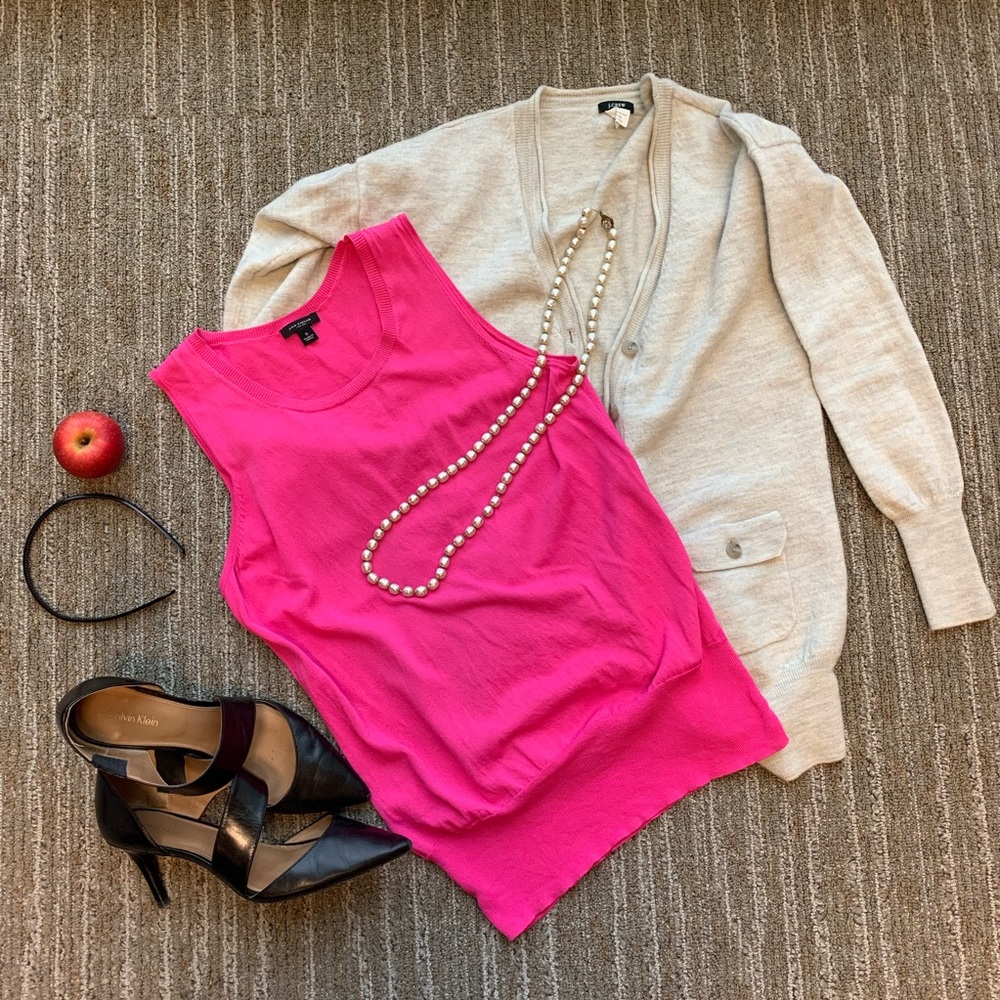 Ann Taylor Pink small tank shirt